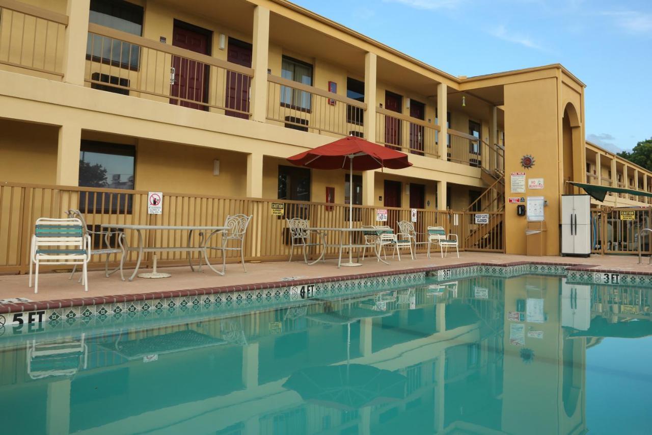 Red Roof Inn Ардмор Экстерьер фото